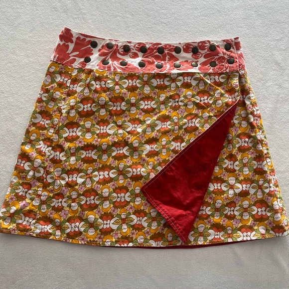 Y2K Vintage Style Floral and Paisley Wrap Skirt - Red Mini Skirt - Picture 1 of 9